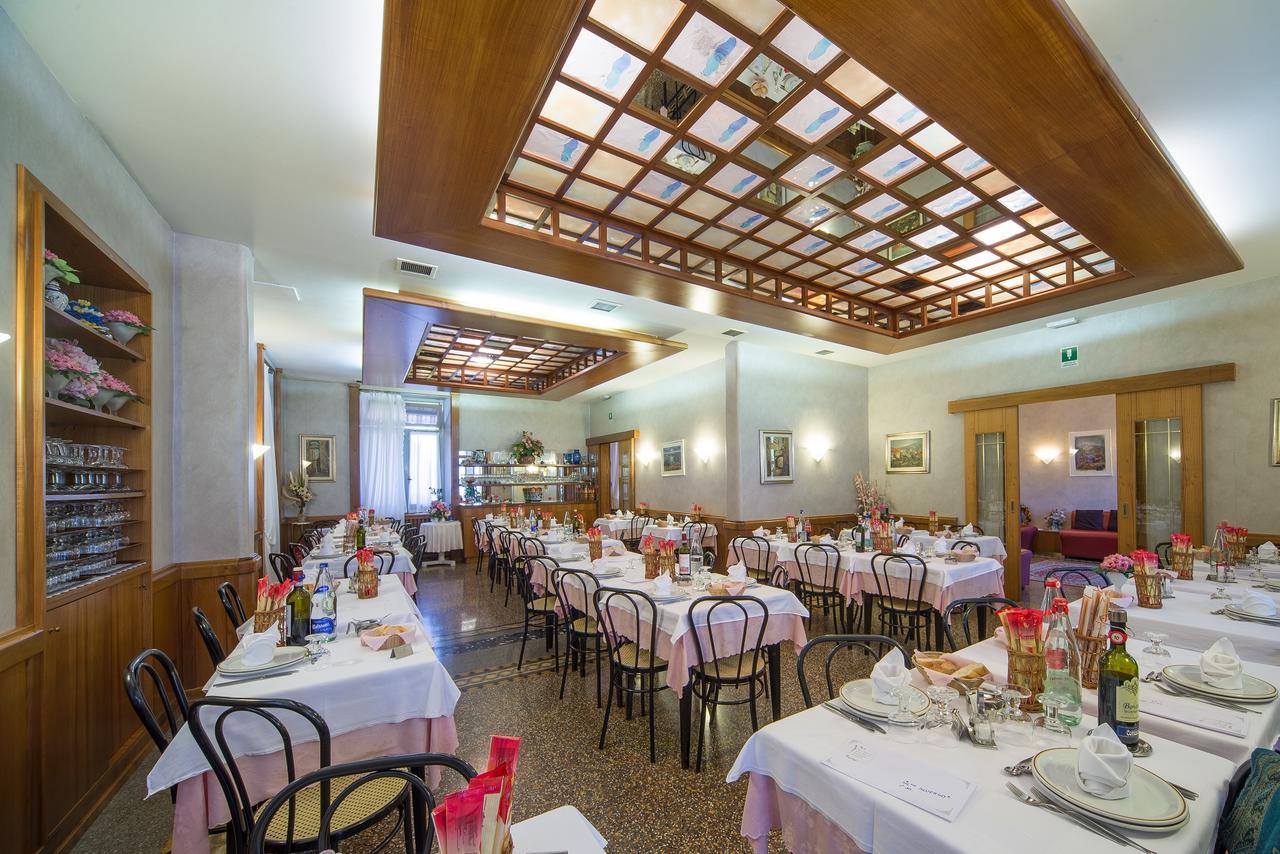Miramonti Hotel Calizzano Ngoại thất bức ảnh